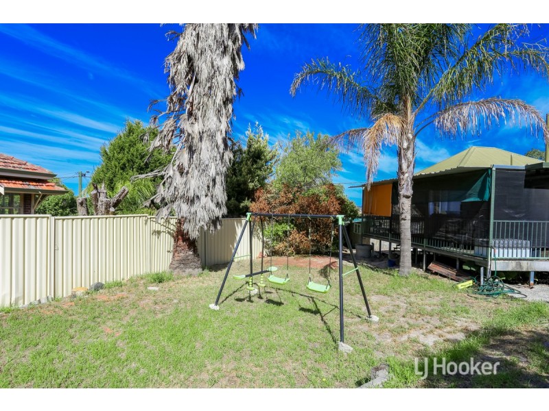 60 Deakin Street, Collie WA 6225