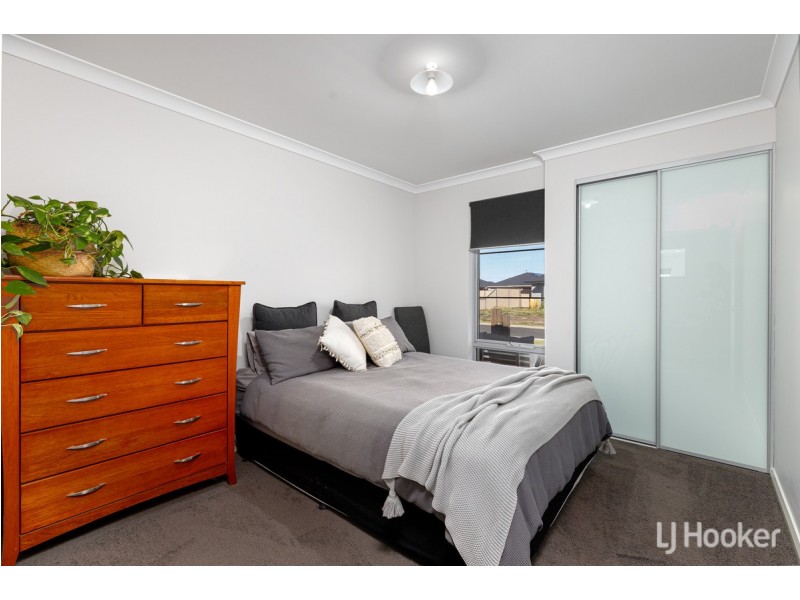 3 Galah Way, Australind WA 6233