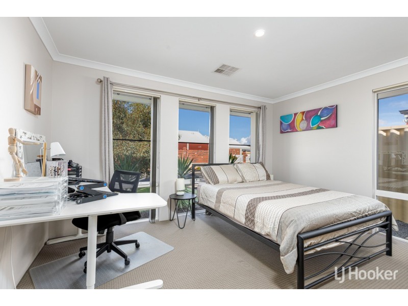 28 Adeline Drive, Millbridge WA 6232