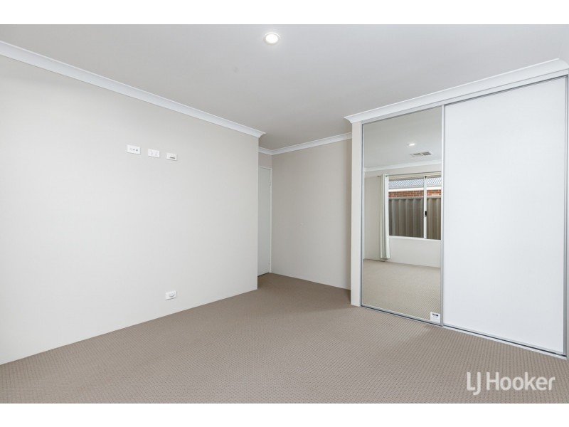 28 Adeline Drive, Millbridge WA 6232