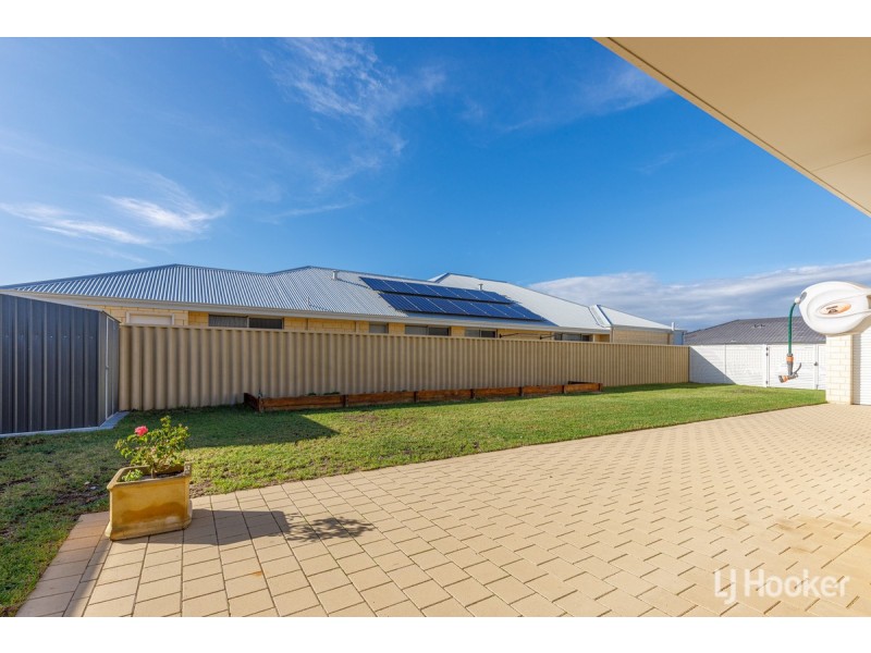 28 Adeline Drive, Millbridge WA 6232