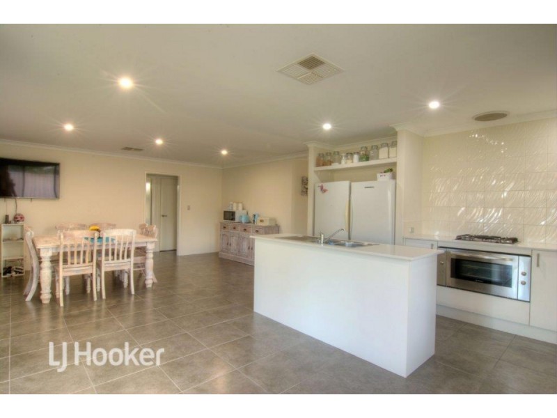 28 Savory Crescent, Yalyalup WA 6280