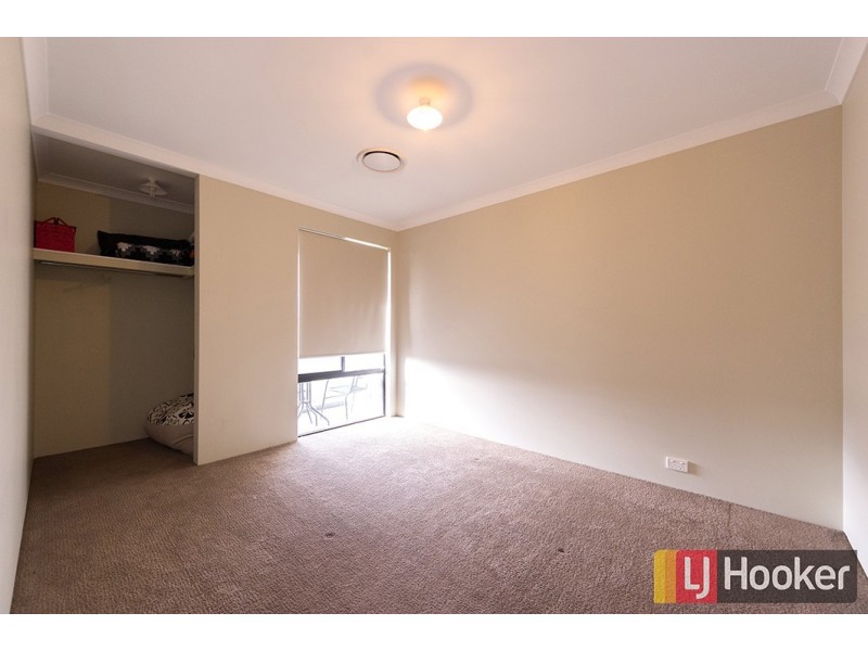 12 Nepean Turn, Millbridge WA 6232