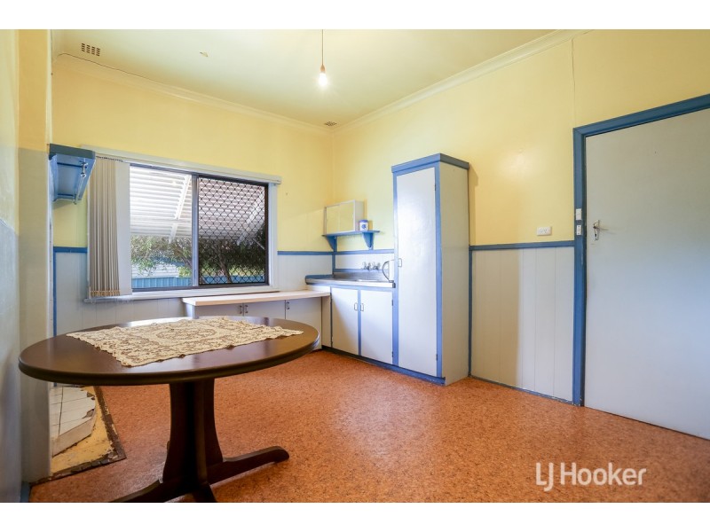 20 Telfer Crescent, Collie WA 6225