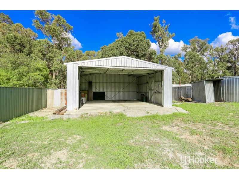 20 Telfer Crescent, Collie WA 6225