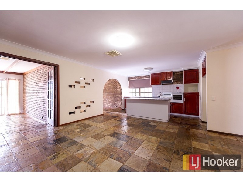 40 Underwood Street, Carey Park WA 6230