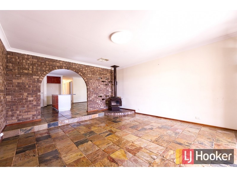 40 Underwood Street, Carey Park WA 6230