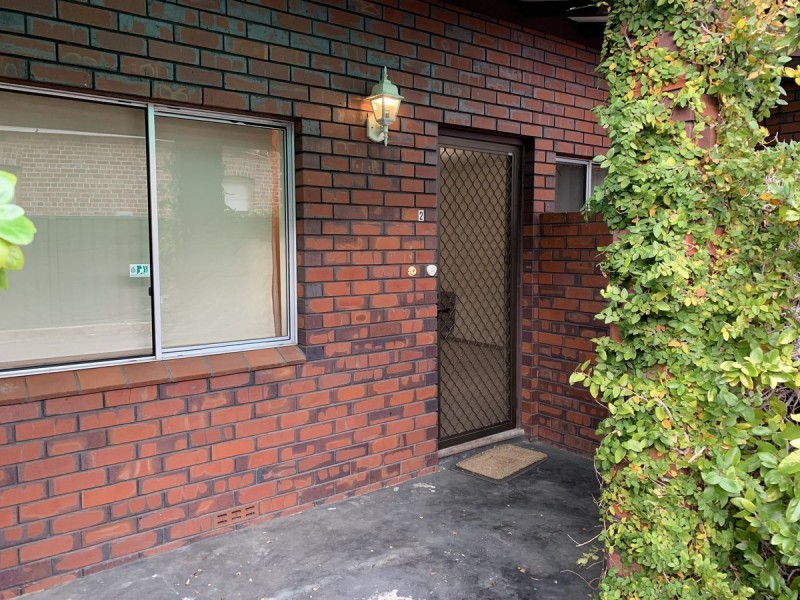 2/11 Symmons Street, Bunbury WA 6230