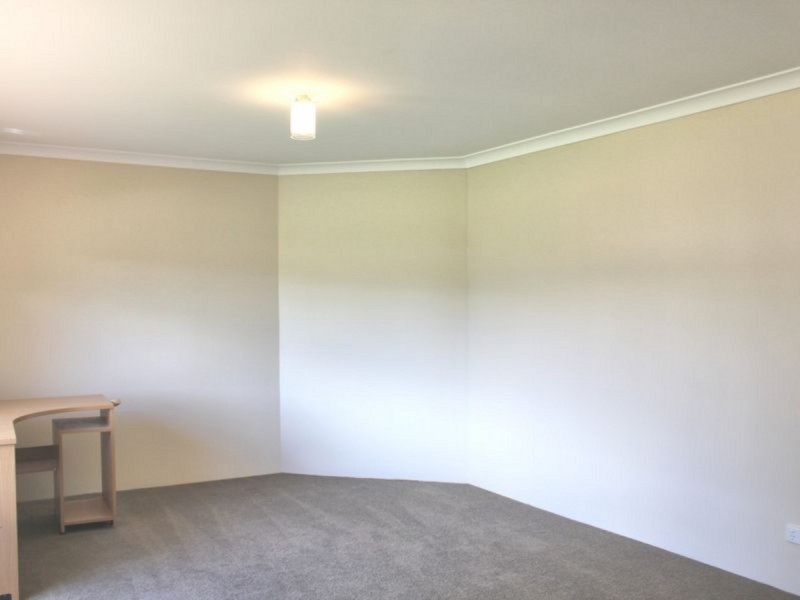 8 Butcherbird Road, Harvey WA 6220