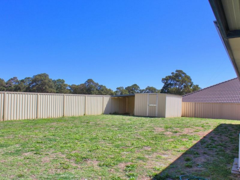 8 Butcherbird Road, Harvey WA 6220