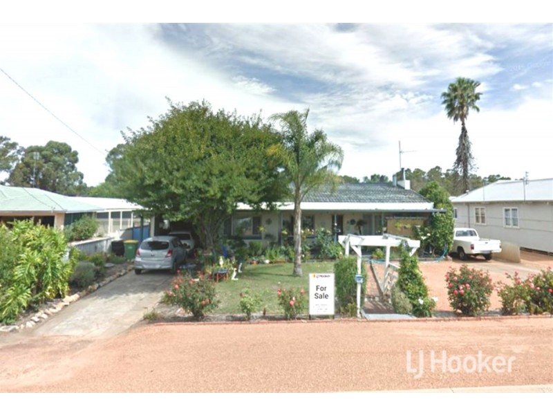 9 York Road, Collie WA 6225