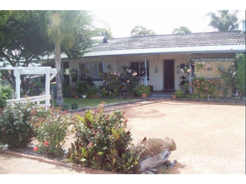 9 York Road, Collie WA 6225