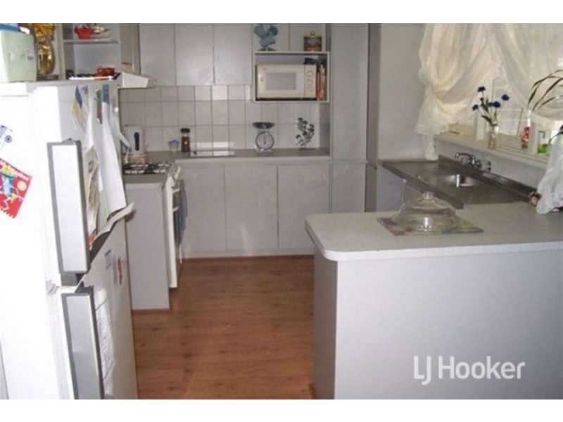 9 York Road, Collie WA 6225