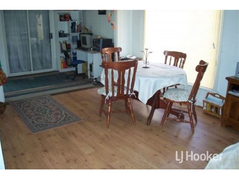 9 York Road, Collie WA 6225