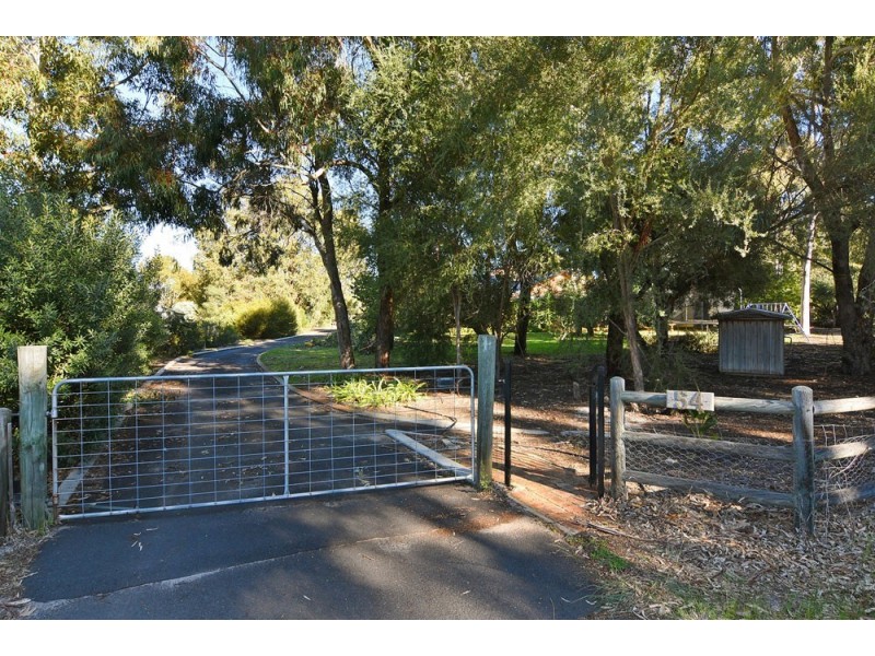 54 Roberts Road, Leschenault WA 6233