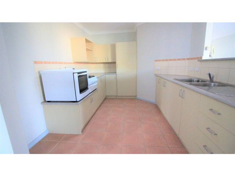 10/16 – 22 Moore Street, West Busselton WA 6280