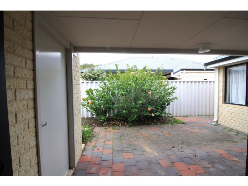 10/16 – 22 Moore Street, West Busselton WA 6280