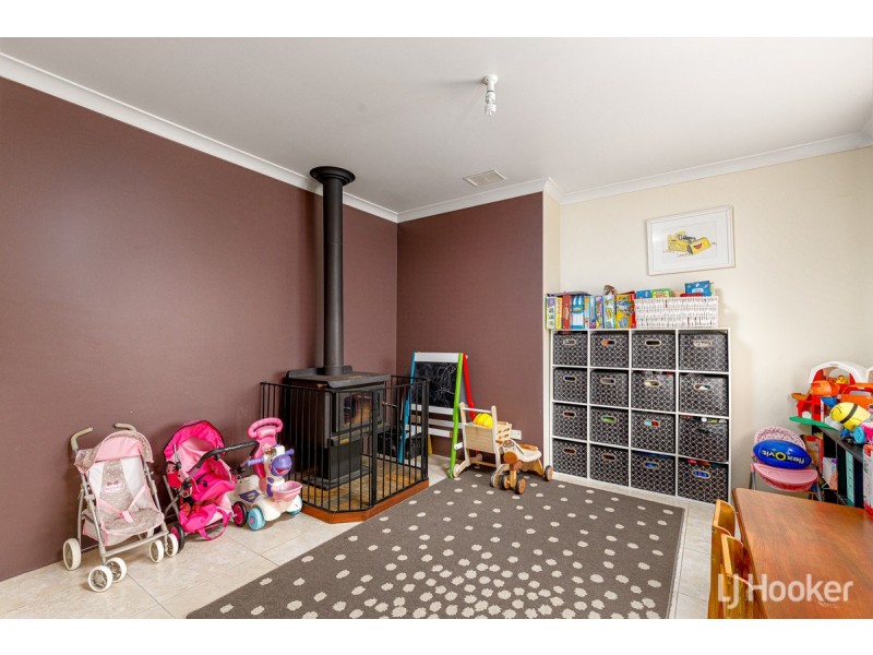 8 Enderby Court, Australind WA 6233