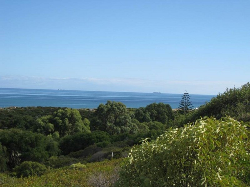 16 Hastie Street, South Bunbury WA 6230