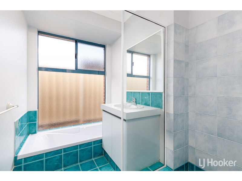 9B Mistletoe Court, Glen Iris WA 6230