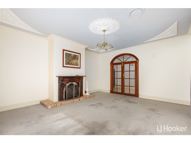 350 Steere Street, Collie WA 6225