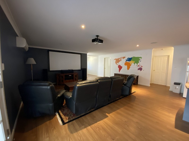 8 Jacaranda Loop, Collie WA 6225