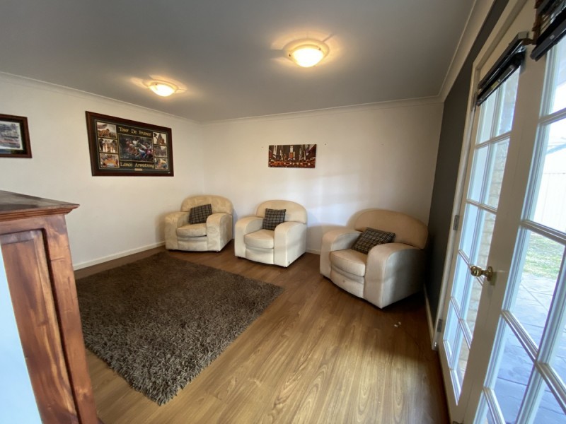 8 Jacaranda Loop, Collie WA 6225