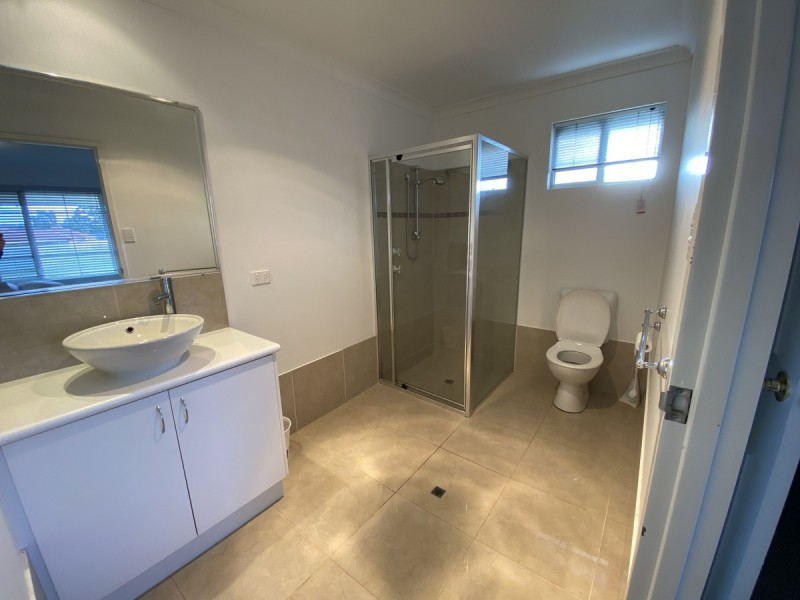 8 Jacaranda Loop, Collie WA 6225