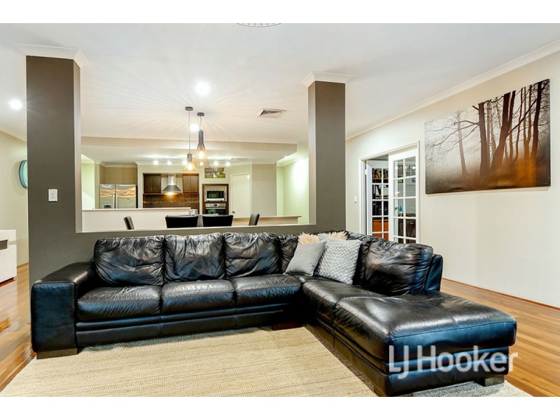 34 Buckingham Way, Collie WA 6225