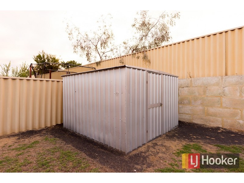 8 Wandoo Road, Dalyellup WA 6230