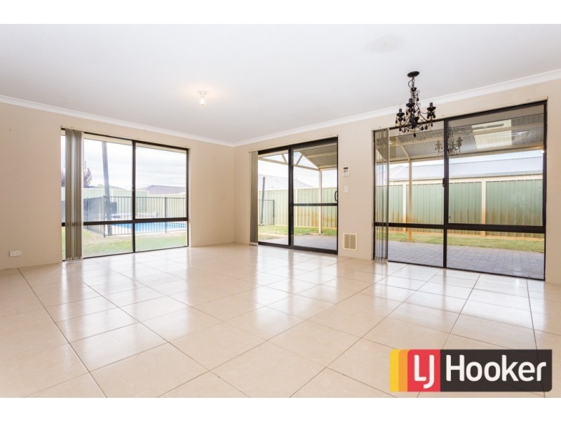 7 Connemara Way, Australind WA 6233