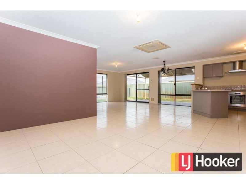 7 Connemara Way, Australind WA 6233