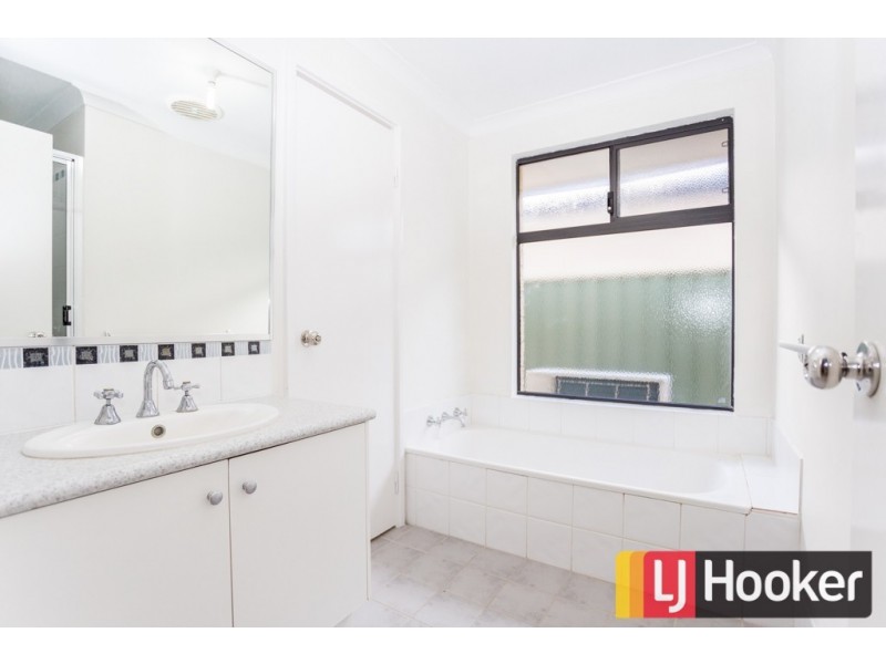 7 Connemara Way, Australind WA 6233