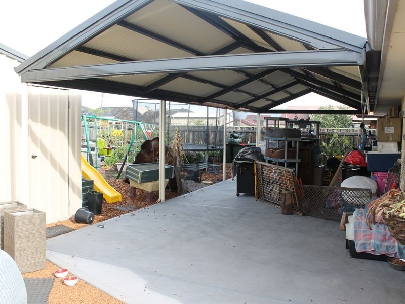 62 Barton Drive, Australind WA 6233