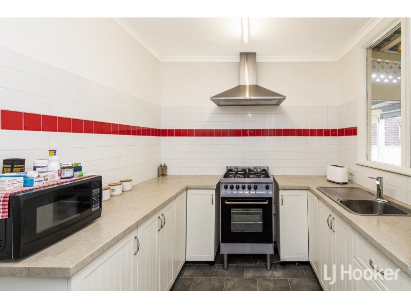 60 Swanstone Street, Collie WA 6225