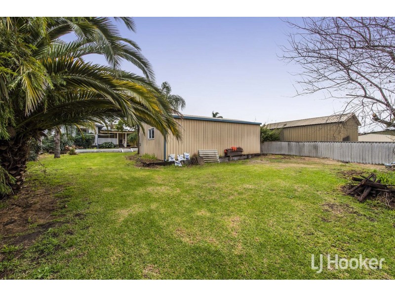 60 Swanstone Street, Collie WA 6225