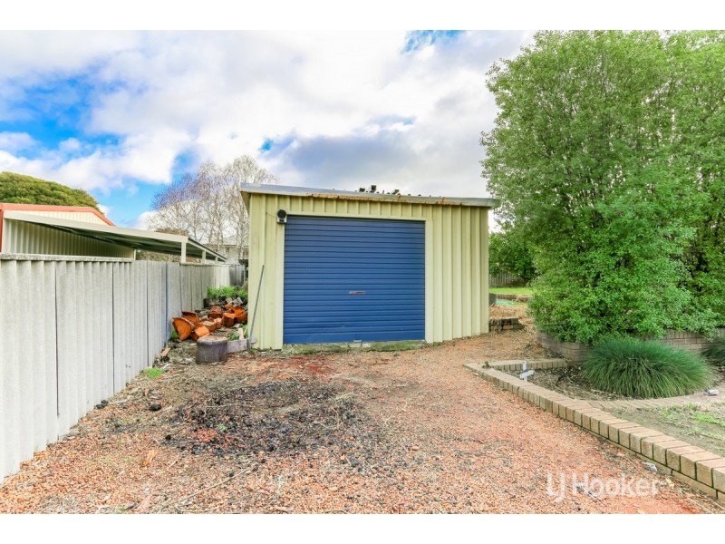 31 Saunders Street, Collie WA 6225