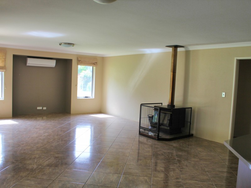 9 Shier Rise, Burekup WA 6227