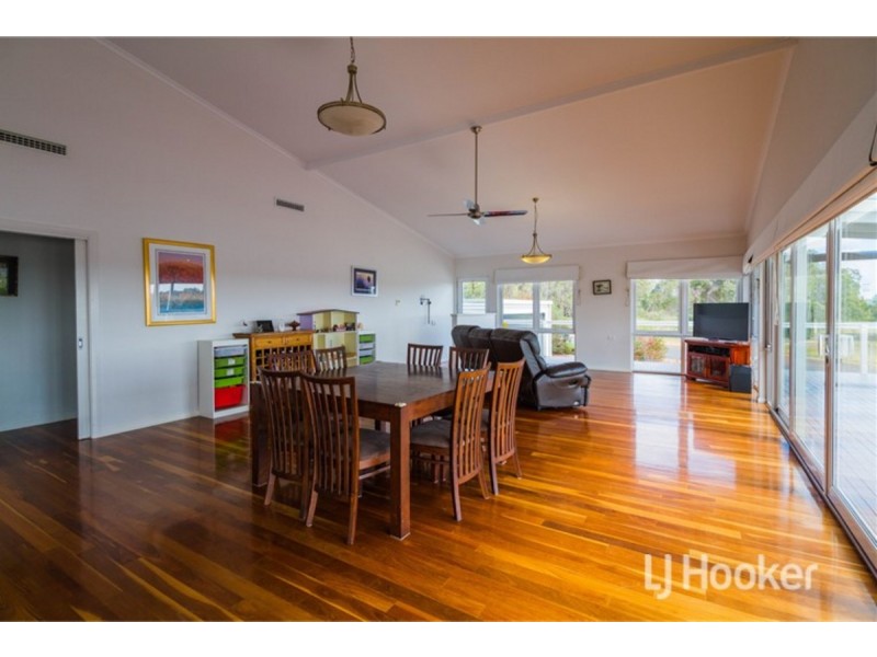 23 Wellington Boulevard, Collie WA 6225