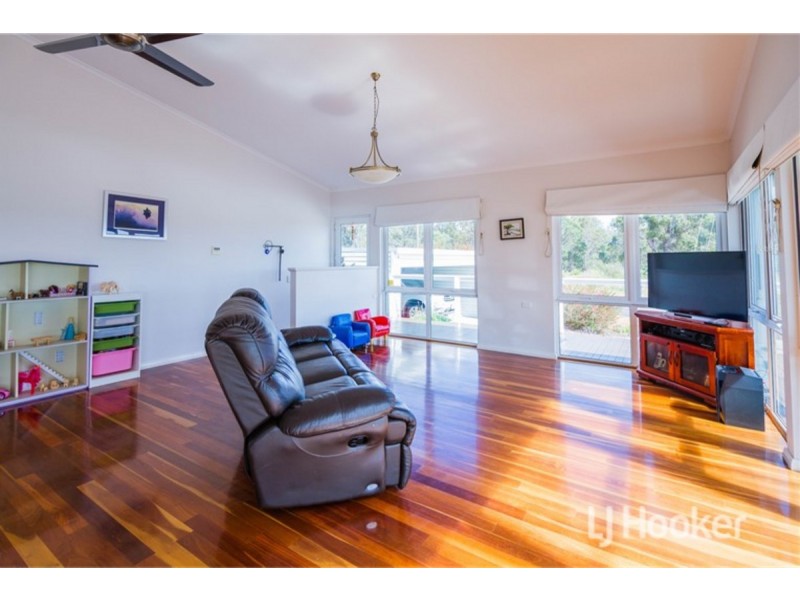 23 Wellington Boulevard, Collie WA 6225
