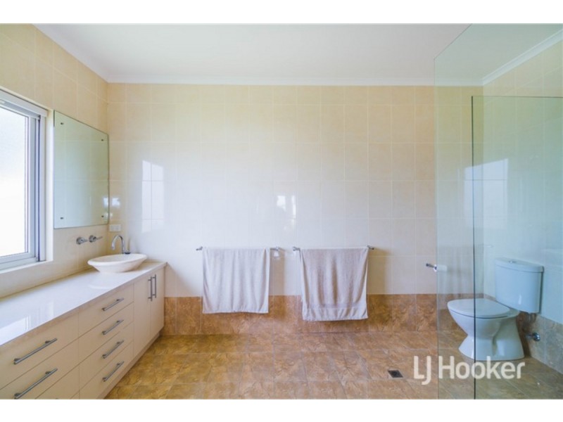 23 Wellington Boulevard, Collie WA 6225