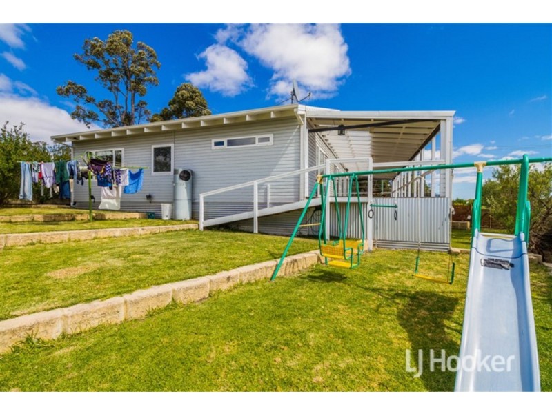 23 Wellington Boulevard, Collie WA 6225