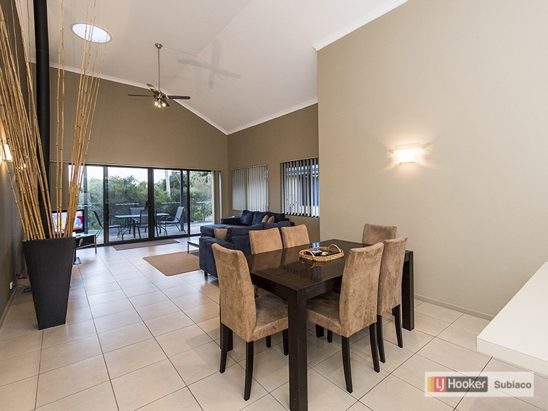 9/256 Cosy Corner Road, Kronkup WA 6330