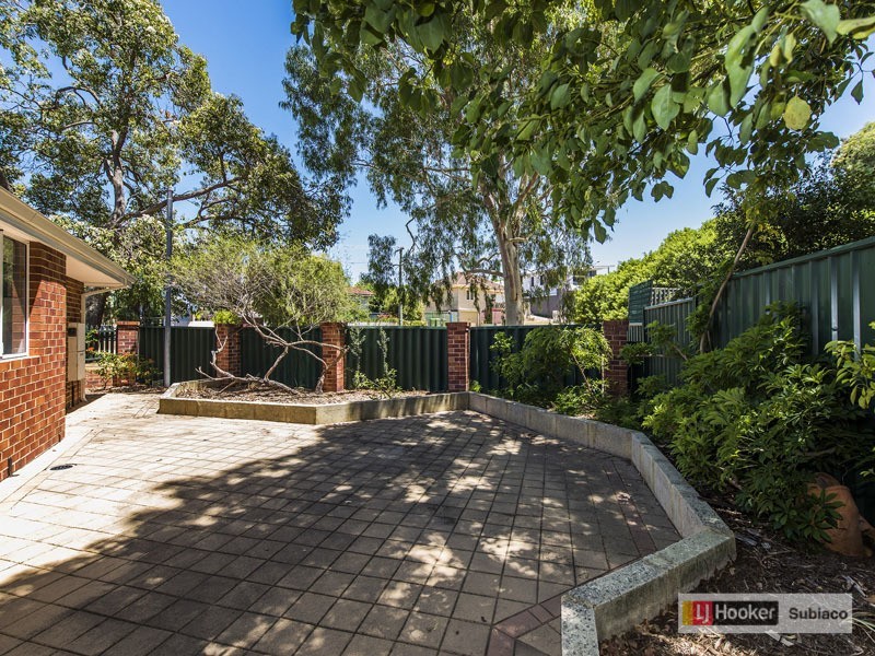 16 Avenell Road, Bayswater WA 6053