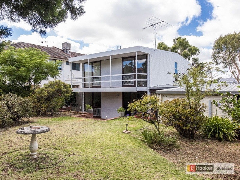 102 Circe Circle, Dalkeith WA 6009