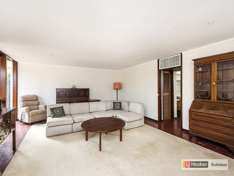 102 Circe Circle, Dalkeith WA 6009