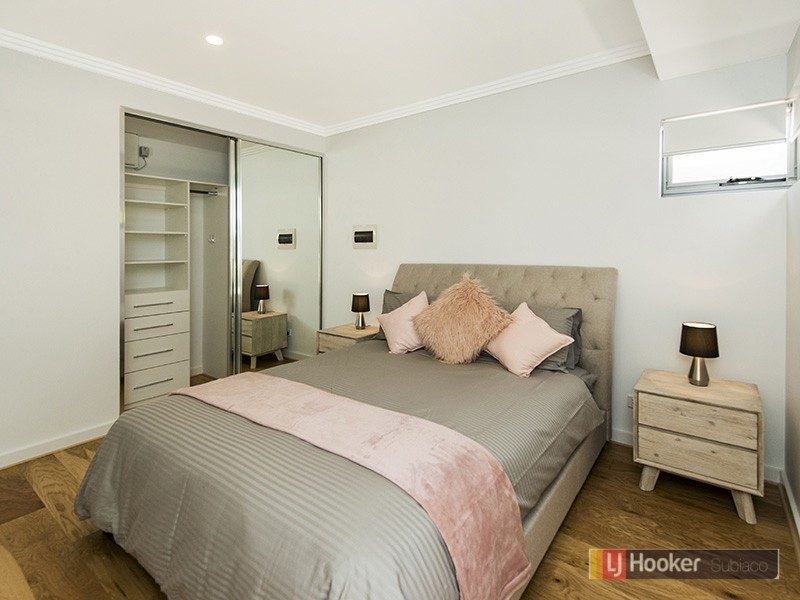 1/35 Orchid Street, Joondanna WA 6060