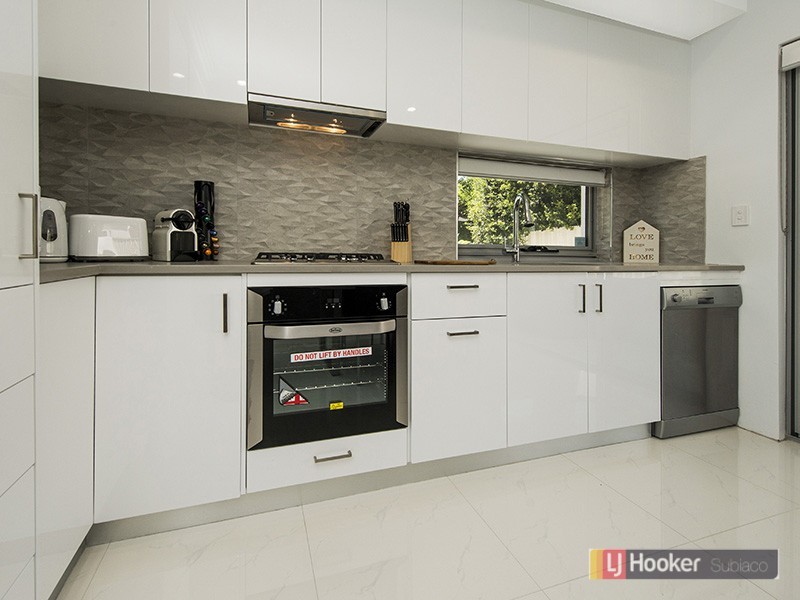 1/35 Orchid Street, Joondanna WA 6060