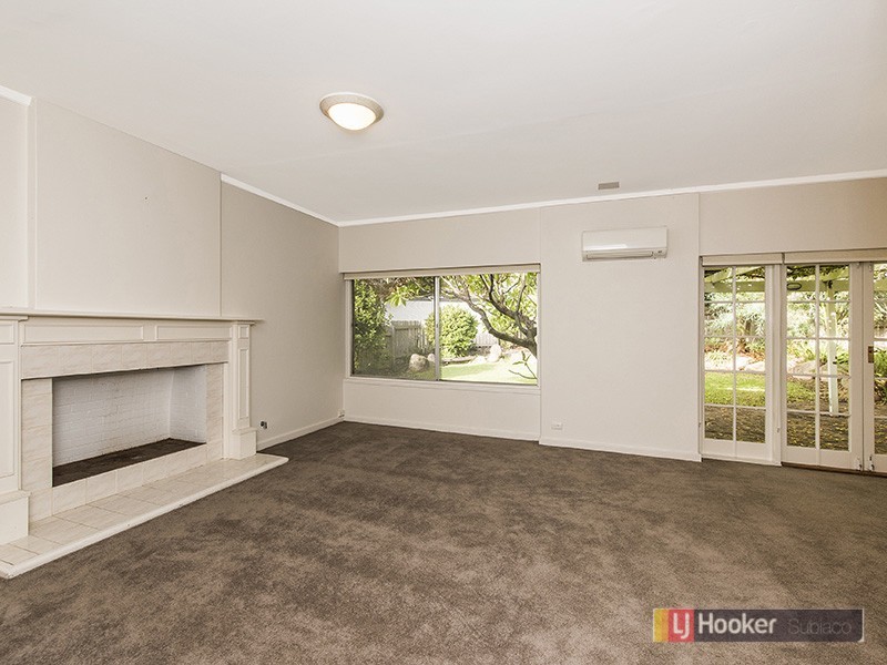 9 Richardson Avenue, Claremont WA 6010