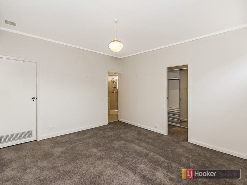 9 Richardson Avenue, Claremont WA 6010
